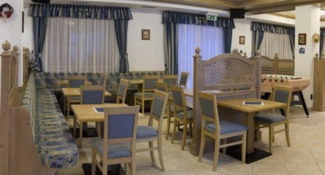 Hotel Cristallo Canazei Esterno foto