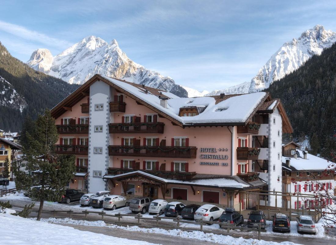 Hotel Cristallo Canazei Esterno foto