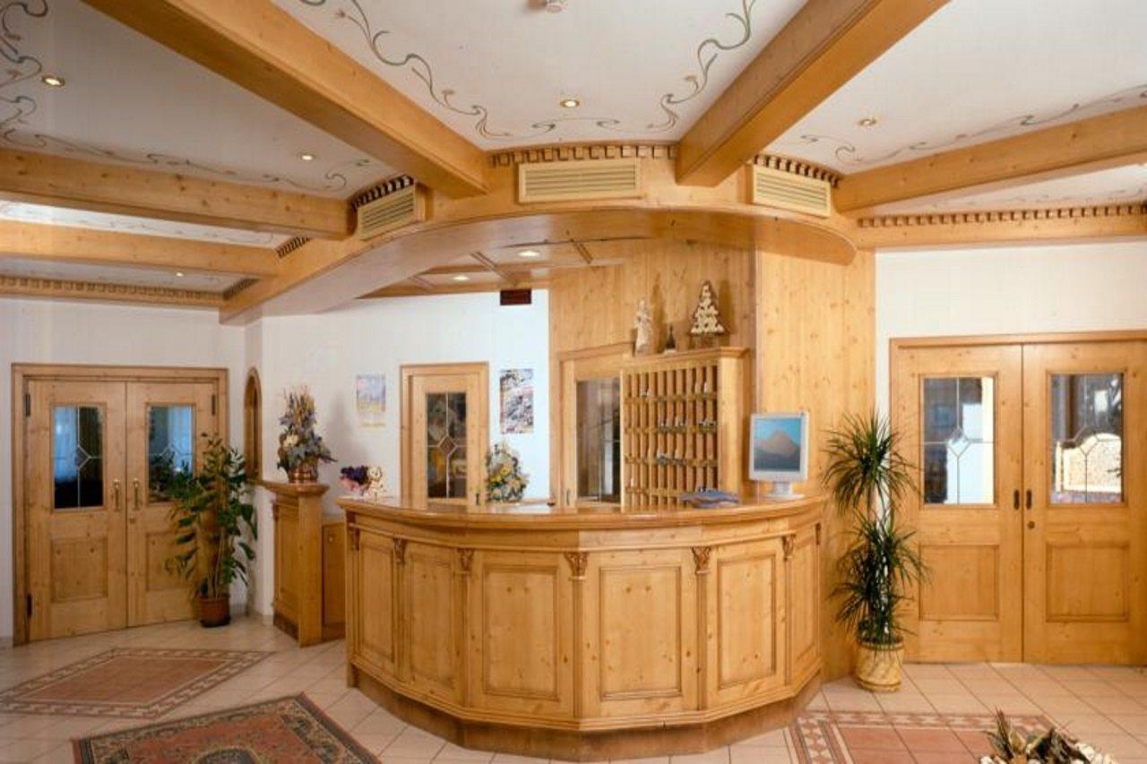 Hotel Cristallo Canazei Esterno foto
