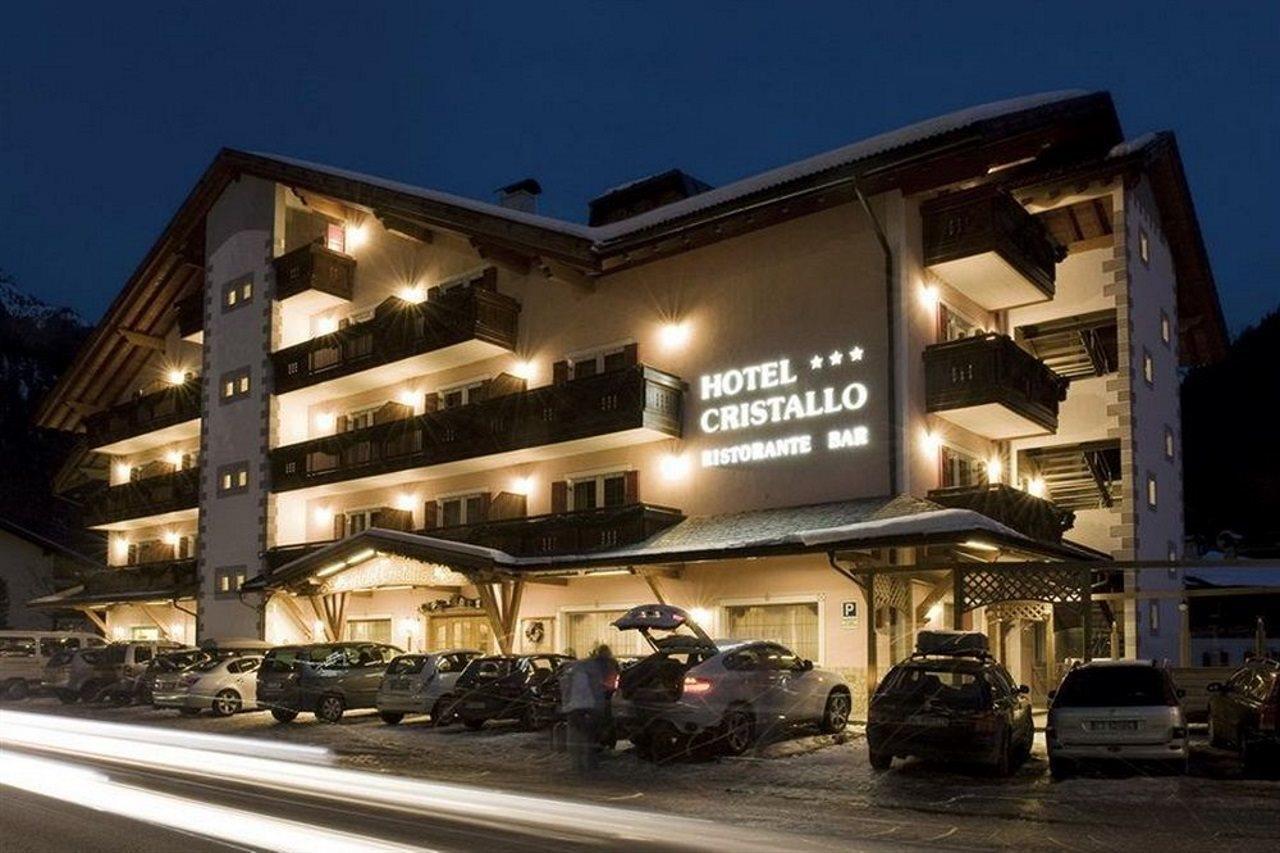 Hotel Cristallo Canazei Esterno foto
