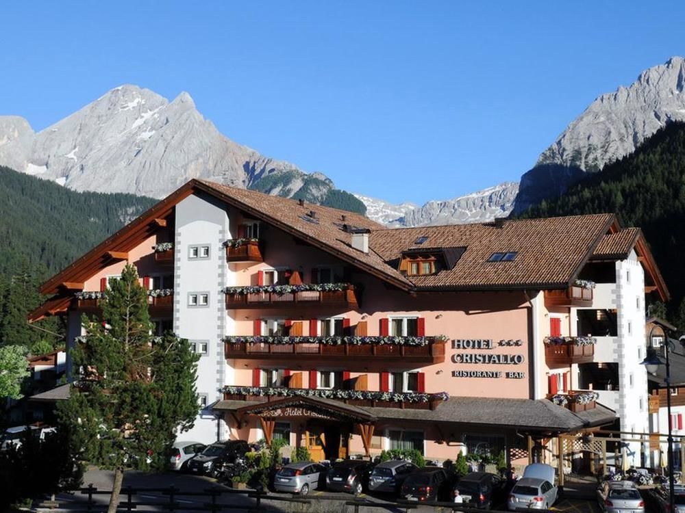 Hotel Cristallo Canazei Esterno foto